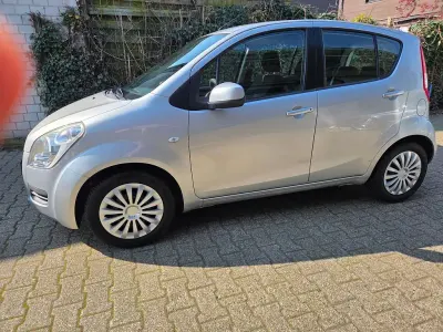 Gebraucht Suzuki Splash Club 65 PS (47 kW) 2009 Silber Kleinwagen