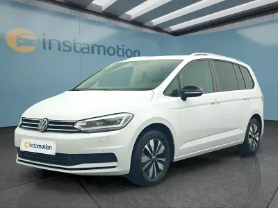 Gebraucht VW Touran 150 PS (110 kW) 2025 Weiß Van / Kleinbus