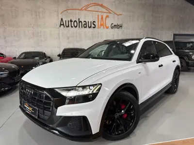 Gebraucht Audi Q8 S-Line 462 PS (339 kW) 2021 Weiß SUV