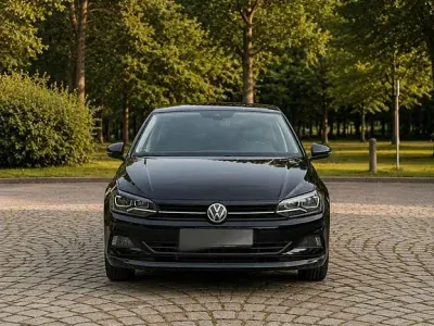 Gebraucht VW Polo Life 95 PS (69 kW) 2021 Schwarz Kleinwagen