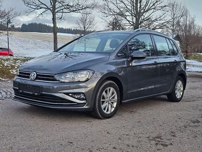 Gebraucht VW Golf Sportsvan 131 PS (96 kW) 2018 Grau Van / Kleinbus