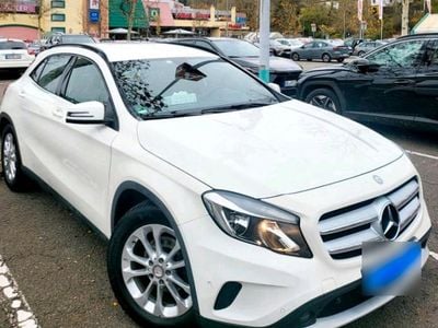 Gebraucht Mercedes GLA200 156 PS (114 kW) 2014 Weiß SUV