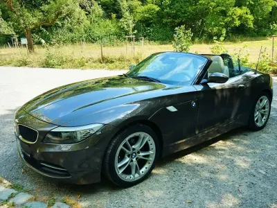 Gebraucht BMW Z4 204 PS (150 kW) 2010 Braun Cabrio
