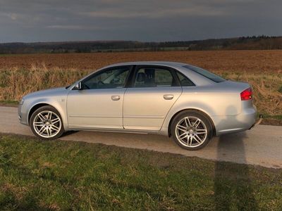 gebraucht Audi A4 Limousine B7, 2,5 tdi Multitronik, Leder, AHK, Historie