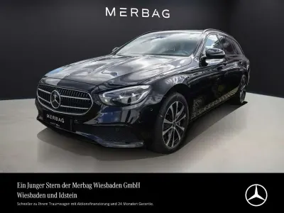 Używany Mercedes E300 Avantgarde 194 KM (142 kW) 2022 Czarny Sedan/Limuzyna