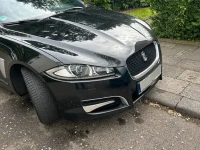 Gebraucht Jaguar XF Sportbrake S 275 PS (202 kW) 2012 Schwarz Kombi