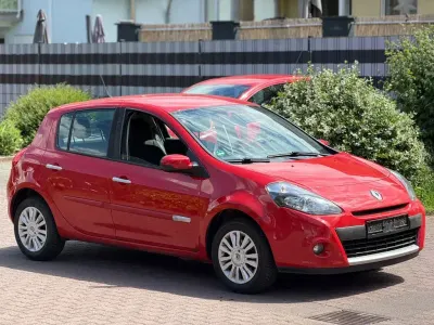 Gebraucht Renault Clio II Expression 75 PS (55 kW) 2009 Rot Limousine