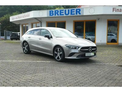 Gebraucht Mercedes CLA180 Shooting Brake 136 PS (100 kW) 2020 Mojave (grau) Kombi