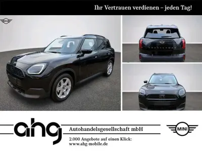 Używany Mini Cooper 136 KM (100 kW) 2024 Czarny Hatchback