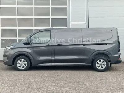 Neu Ford Transit Custom Trend 170 PS (125 kW) 2025 Schwarz Van / Kleinbus