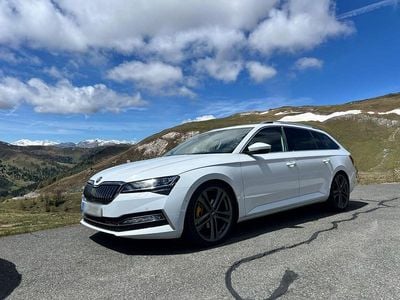 Gebraucht Skoda Superb Style 218 PS (160 kW) 2020 Weiß Kombi