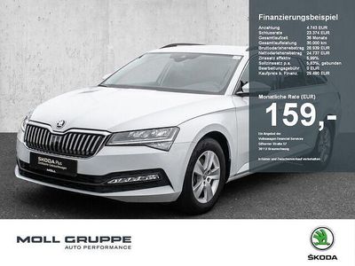 Gebraucht Skoda Superb Ambition 150 PS (110 kW) 2024 Moonweiß perleffekt (metallic) Kombi
