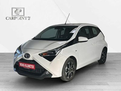 Gebraucht Toyota Aygo X-play 72 PS (52 kW) 2021 Super (pure) white ii Kleinwagen
