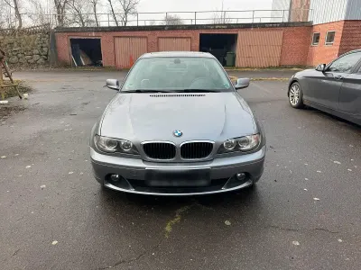 Gebraucht BMW 316 143 PS (105 kW) 2003 Silber Coupé