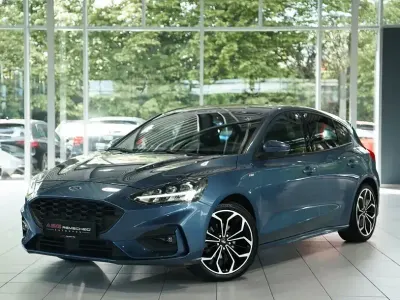 Gebraucht Ford Focus ST-Line 150 PS (110 kW) 2019 Blau Limousine