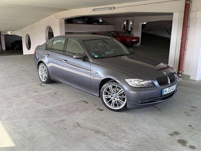 Gebraucht BMW 325 218 PS (160 kW) 2006 Sparkling graphite metallic Limousine