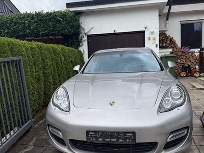 Porsche Panamera Turbo