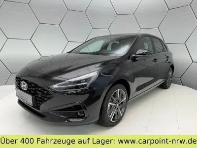 Neu Hyundai i30 GO! 97 PS (71 kW) 2025 Schwarz Limousine