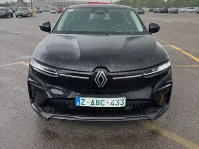 Gebraucht Renault Megane E-Tech Evolution 96 kW (131 PS) 2022 Schwarz Limousine
