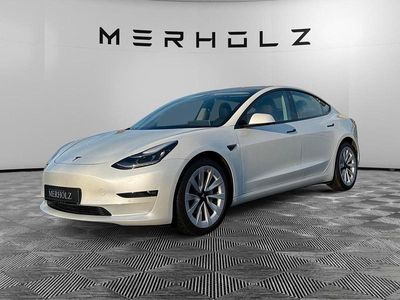 Weiß Gebraucht 2021 Tesla Model 3 Limousine | 23.990 € (Fairer Preis)