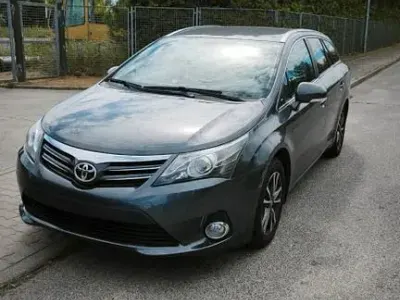 Gebraucht Toyota Avensis Edition 147 PS (108 kW) 2014 Grau Kombi