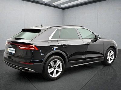 Second-hand Audi Q8 340 CP (250 kW) 2022 Negru SUV