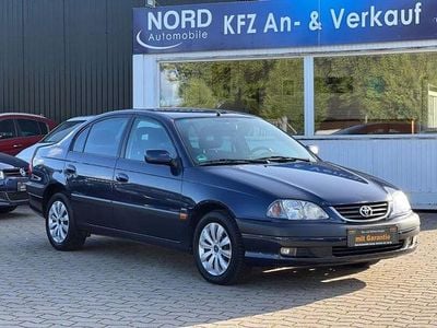 Gebraucht Toyota Avensis Sol 129 PS (94 kW) 2001 Blau Limousine