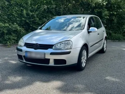 Gebraucht VW Golf V 2004 Silber Kleinwagen