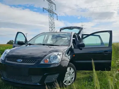 Gebraucht Ford Fiesta 80 PS (58 kW) 2007 Schwarz Kleinwagen