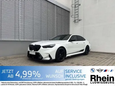 Używany BMW M5 M Performance 727 KM (534 kW) 2025 Biały Sedan/Limuzyna