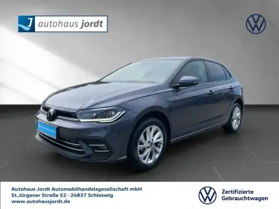 Gebraucht VW Polo Style 95 PS (69 kW) 2022 Rauchgrau (metallic) Kleinwagen