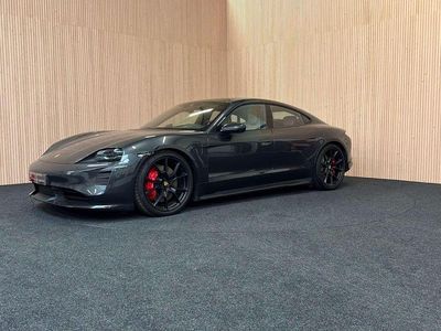 Grau Gebraucht 2022 Porsche Taycan GTS Limousine | 78.650 € (Etwas zu teuer)