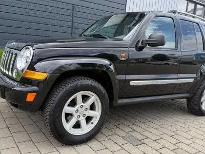 Gebraucht Jeep Cherokee Limited 163 PS (119 kW) 2005 Black clear coat SUV