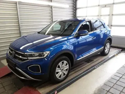 Gebraucht VW T-Roc Style 150 PS (110 kW) 2023 Blau SUV
