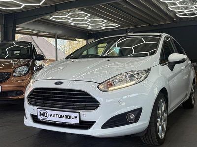 Gebraucht Ford Fiesta Titanium 95 PS (69 kW) 2016 Weiß Limousine