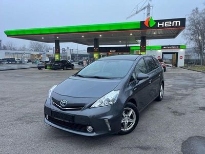 Grau Gebraucht 2012 Toyota Prius+ Life Van / Kleinbus | 9.999 € (Guter Preis)