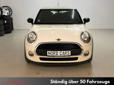 Gebraucht Mini John Cooper Works 102 PS (75 kW) 2016 Weiß Kleinwagen