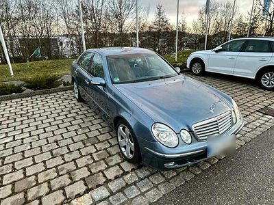 Gebraucht Mercedes E320 224 PS (164 kW) 2003 Blau Limousine