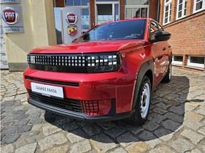 Nouă Fiat Grande Panda Red 83 kW (113 CP) 2026 Roșu Hatchback