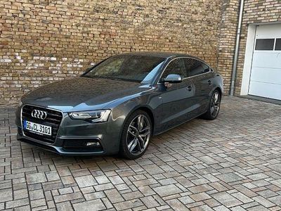 Grau Gebraucht 2013 Audi A5 Sportback S-Line Kleinwagen | 17.300 € (Etwas zu teuer)