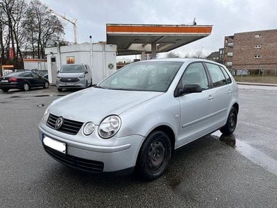 Gebraucht VW Polo Comfortline 64 PS (47 kW) 2005 Silber Kleinwagen