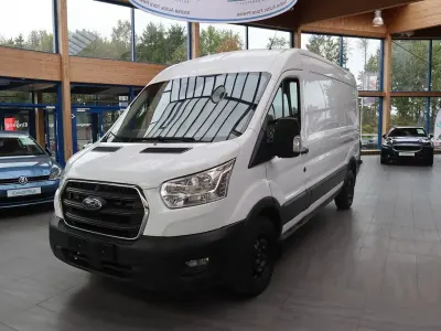 Używany Ford Transit Trend 131 KM (96 kW) 2020 Biały Sedan/Limuzyna