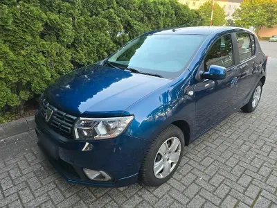 Gebraucht Dacia Sandero 73 PS (53 kW) 2018 Blau Limousine