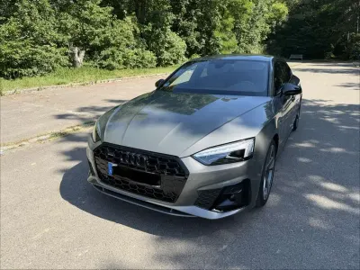 Gebraucht Audi A5 S-Line 204 PS (150 kW) 2024 Grau Coupé