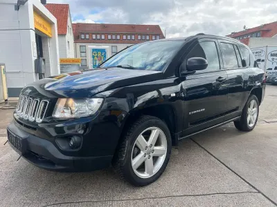 Gebraucht Jeep Compass Limited 163 PS (119 kW) 2013 Schwarz SUV
