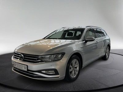 Gebraucht VW Passat Business 150 PS (110 kW) 2022 Silber Kombi
