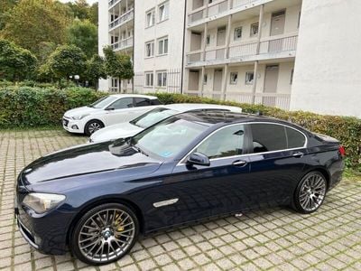 BMW 740