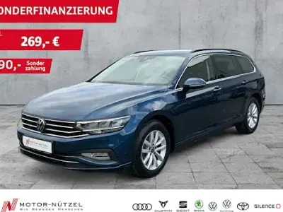 Usata VW Passat Business 150 CV (110 kW) 2023 Blu Station wagon