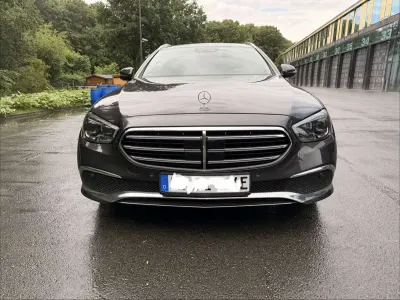 Gebraucht Mercedes E300 Exclusive 306 PS (225 kW) 2020 Grau Kombi