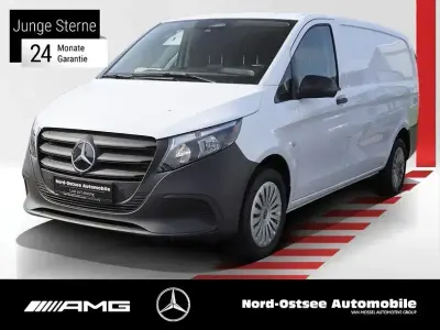 Gebraucht Mercedes Vito 163 PS (119 kW) 2024 Weiss Van